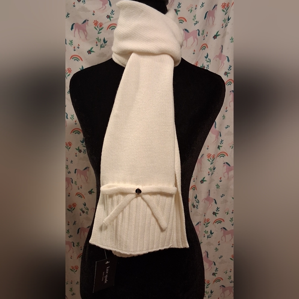NWT Kate Spade White Casual Neutral Preppy Warm Winter Snow Bow Scarf Wrap